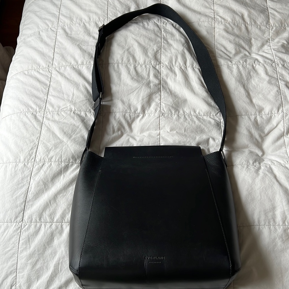 Everlane Form Bag